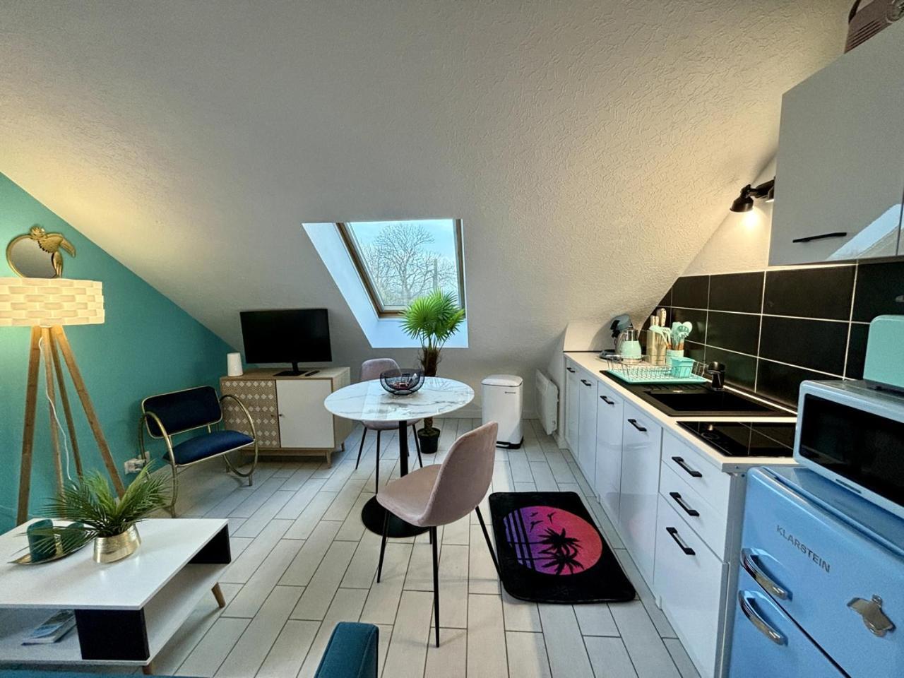 -Tropical Studio- Paisible Parking Wifi Lave-Linge Кемпер Экстерьер фото