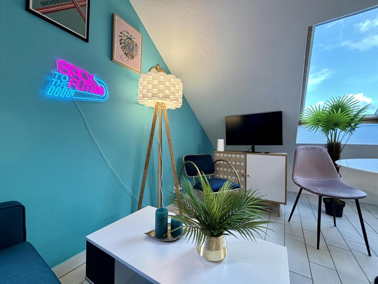 -Tropical Studio- Paisible Parking Wifi Lave-Linge Кемпер Экстерьер фото